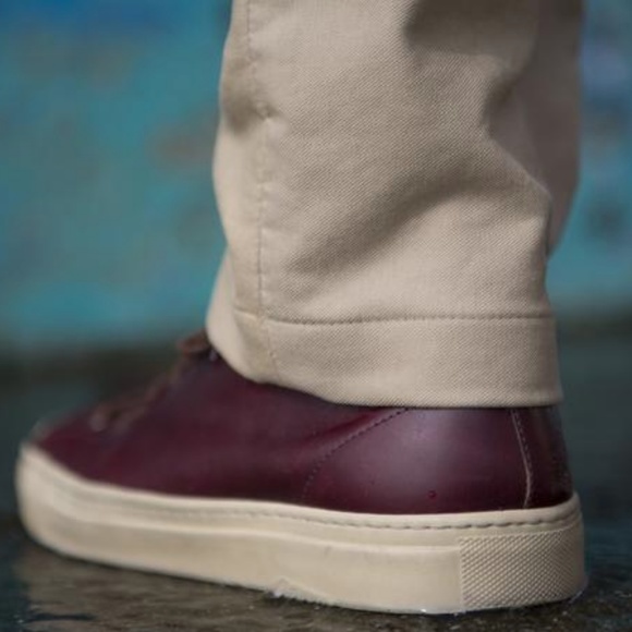 Gustin chino - Picture 3 of 7